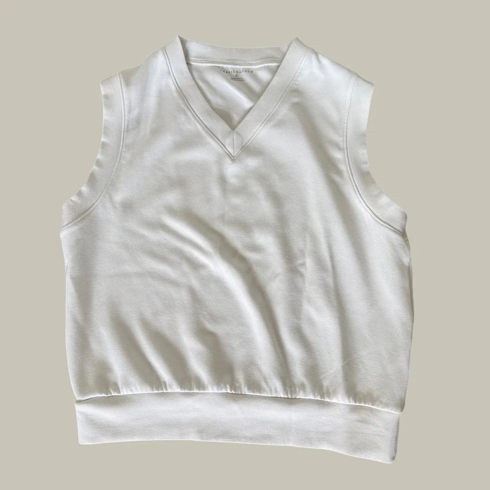TravisMathew White V-Neck Sweater Vest Viscose Blend Womens Size Medium Golf